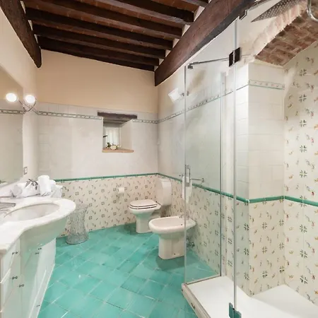 וילה Torre Degli Elci *